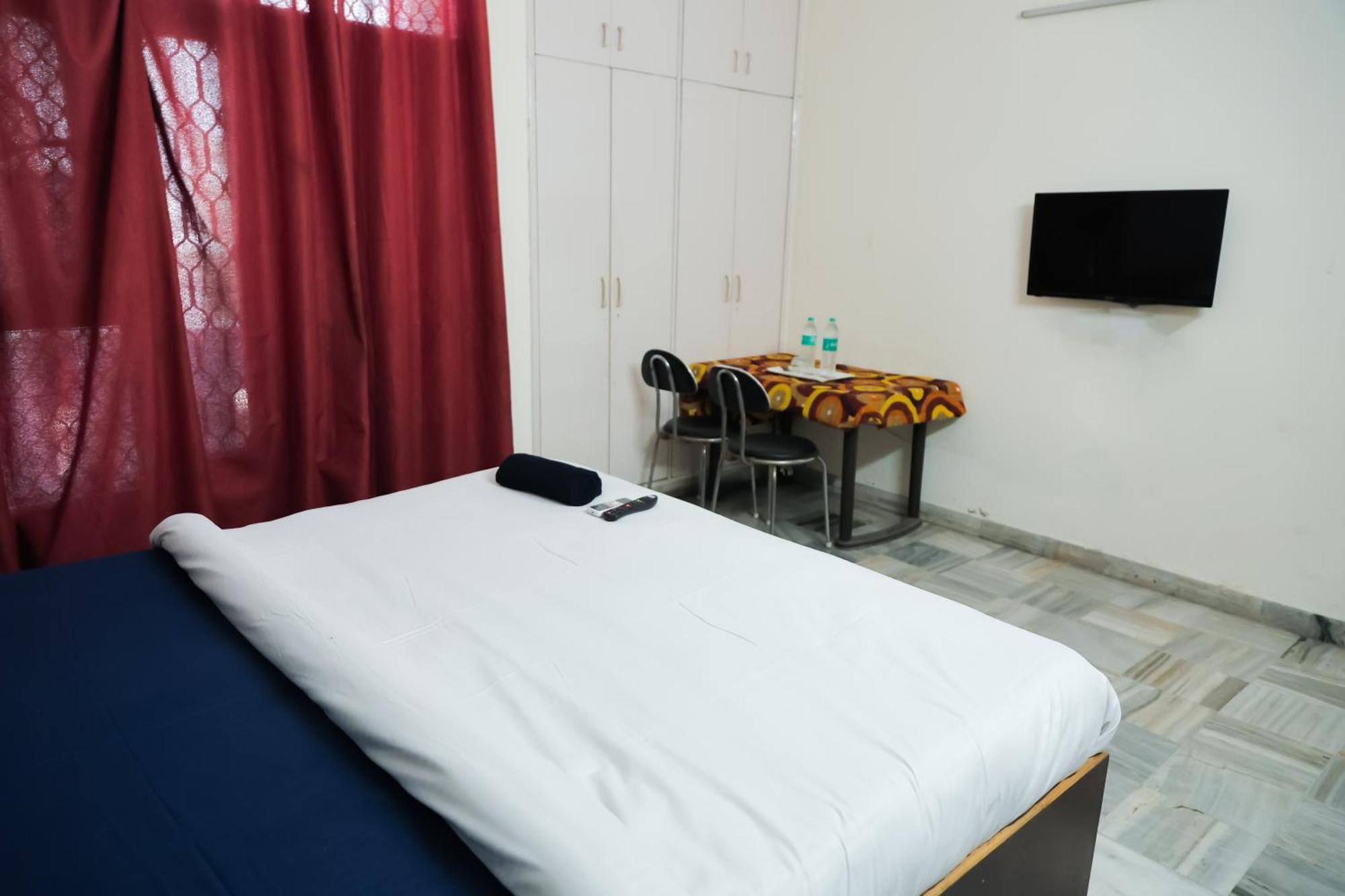 Hotel Green Villa - Near Anand Vihar Station ニューデリー エクステリア 写真